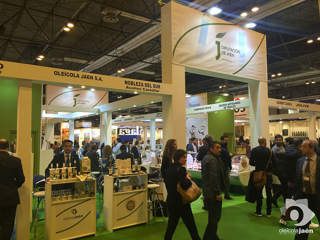 Éxito de Oleícola Jaén en la 30º edición de Salón Gourmets