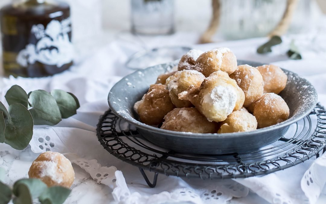 Buñuelos de viento fritos con AOVE Picual Oleícola Jaén