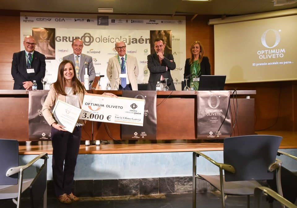 Dr.ª LUCÍA OLMO GARCÍA, GANADORA DEL GALARDÓN INTERNACIONAL OPTIMUM OLIVETO